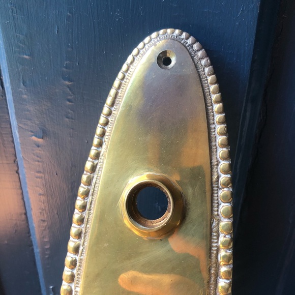 Brass Doorknob Roses - Picture 4 of 7